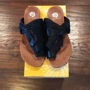 Yellow box sandals gently used in great condition